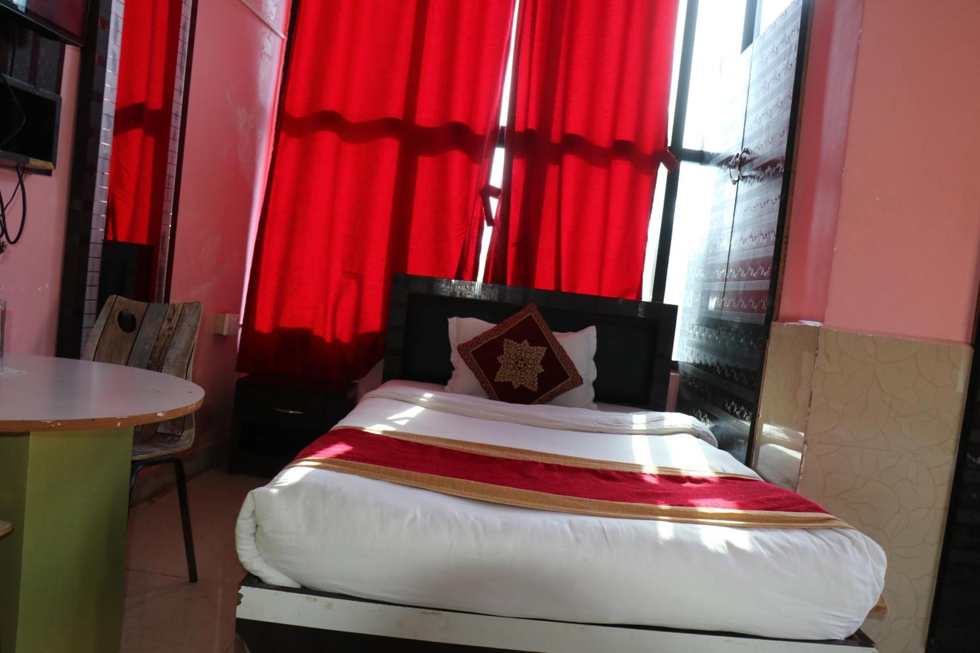 Hotel Megha Heritage Surkhet المظهر الخارجي الصورة